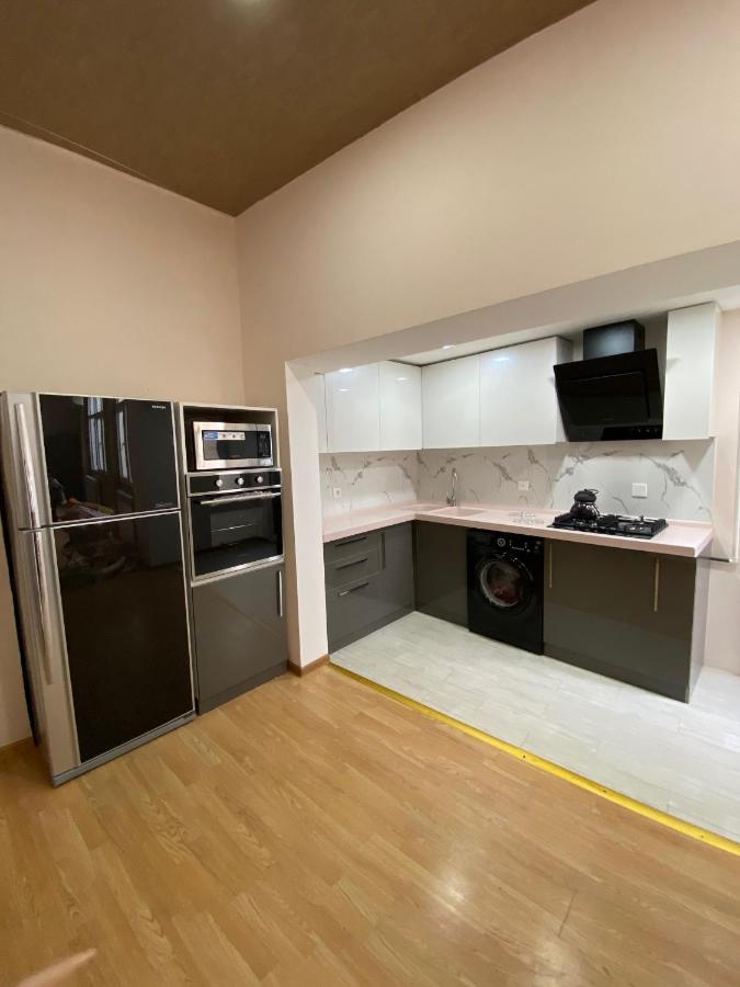 Cozy Old City Apartment Баку Екстер'єр фото